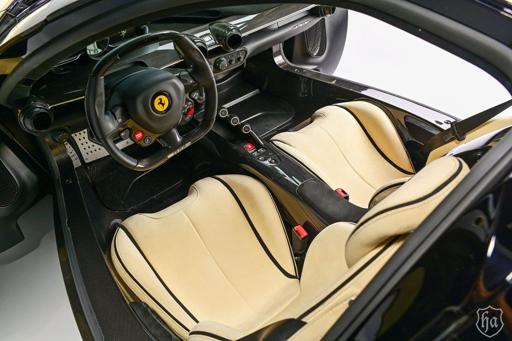 Sammy-Hagar's-2015-Ferrari-LaFerrari-Barrett-Jackson-Interior