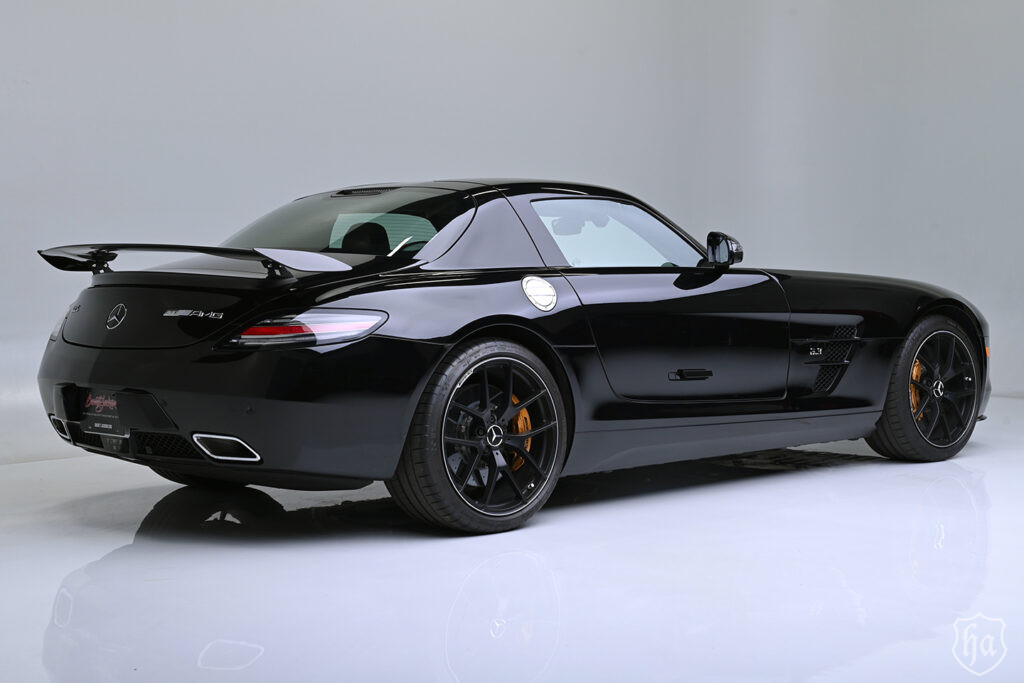 2015-Mercedes-Benz-SLS-AMG-GT-Gullwing-Coupe-Final-Edition-Rear