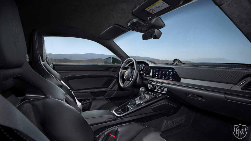 2025-Porsche-GT3-Interior-2