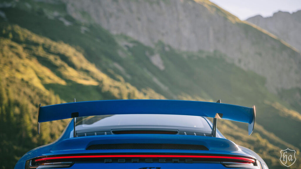 Porsche-911-GT3-992-3