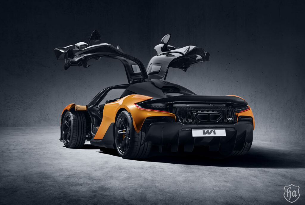mclaren-w1-r3q-low-2-3