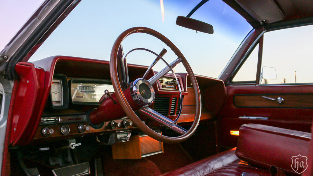 1962-Lincoln-Continental-The-Build-Highline-Autos-interior-2