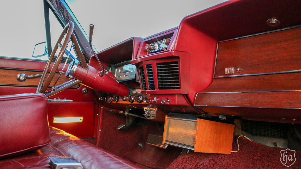 1962-Lincoln-Continental-The-Build-Highline-Autos-interior-3