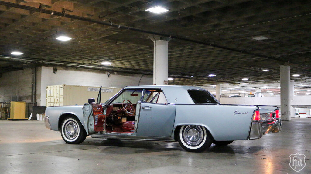 1962-Lincoln-Continental-The-Build-Highline-Autos-side