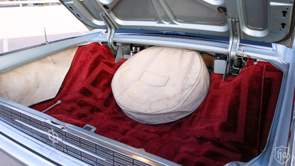 1962-Lincoln-Continental-The-Build-Highline-Autos-trunk