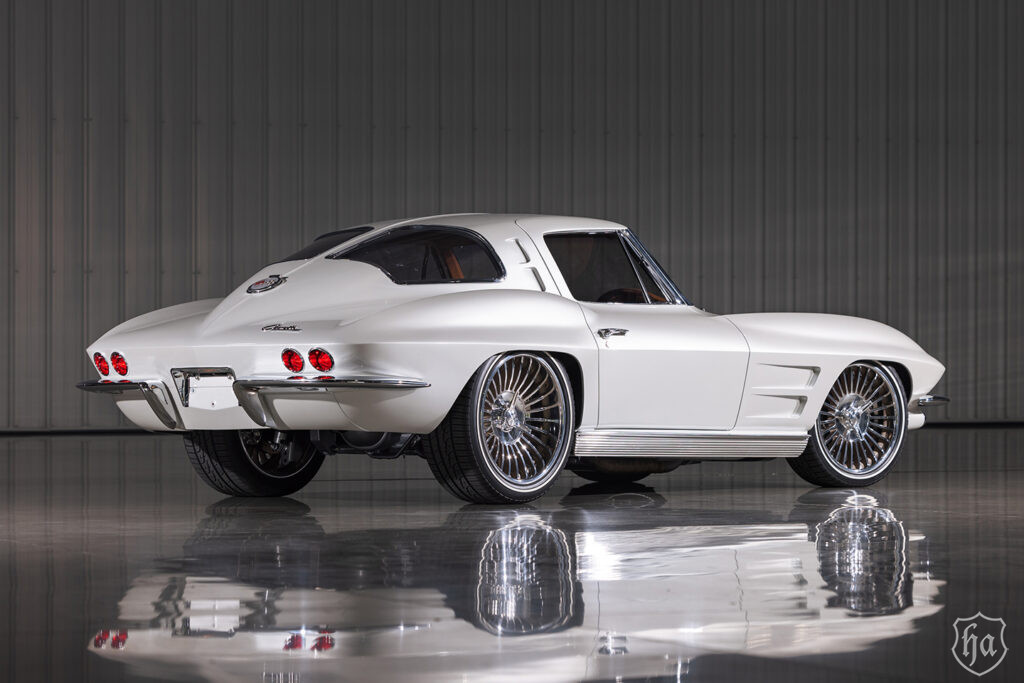 Jeff-Hayes-Customs-1963-Corvette-02