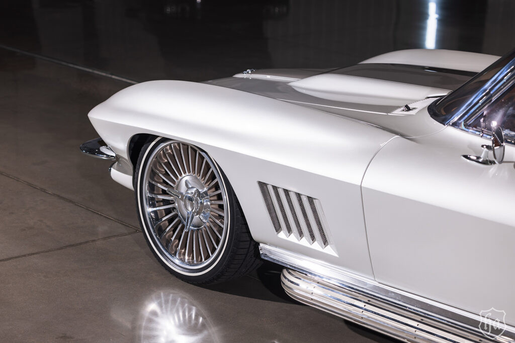 Jeff-Hayes-Customs-1967-Corvette-5