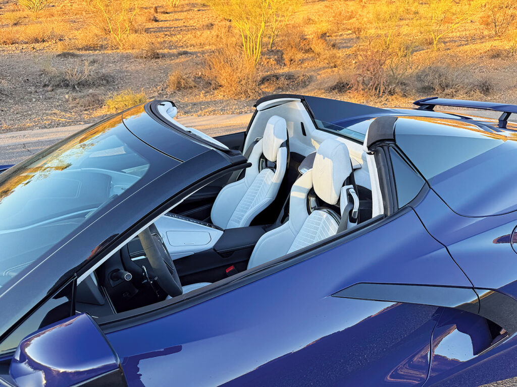 2025-Chevrolet-Corvette-Stingray-Convertible-1