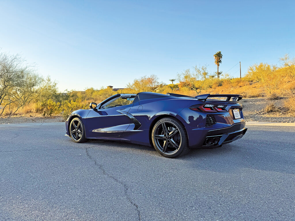2025-Chevrolet-Corvette-Stingray-Convertible-3