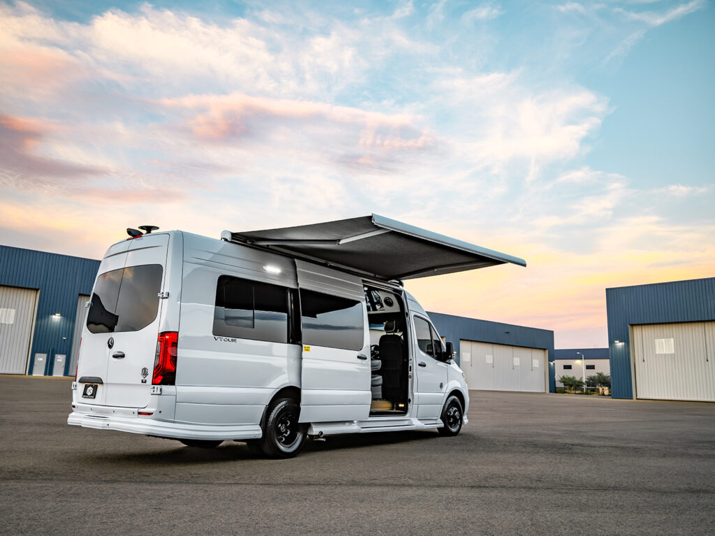 OGV-Luxury-Coach-V-TOUR-2