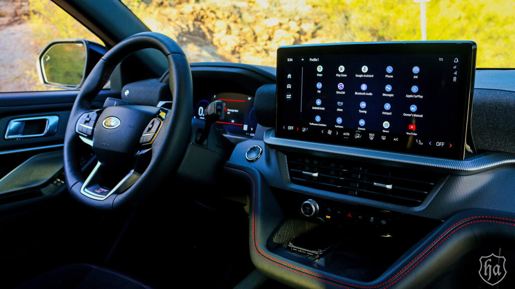 2025-Ford-Explorer-ST-11