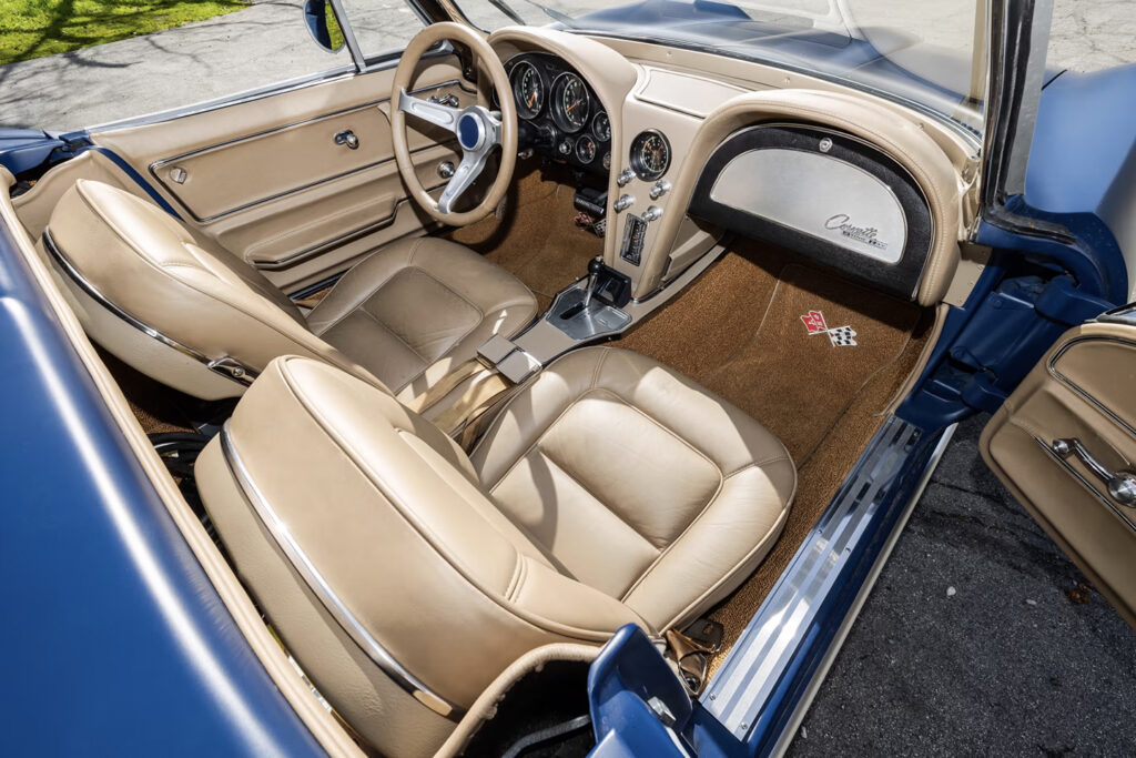 Electric-1965-Chevrolet-Corvette-Convertible-11