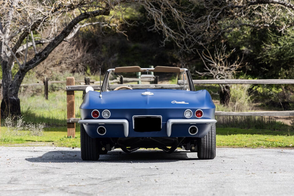 Electric-1965-Chevrolet-Corvette-Convertible-14