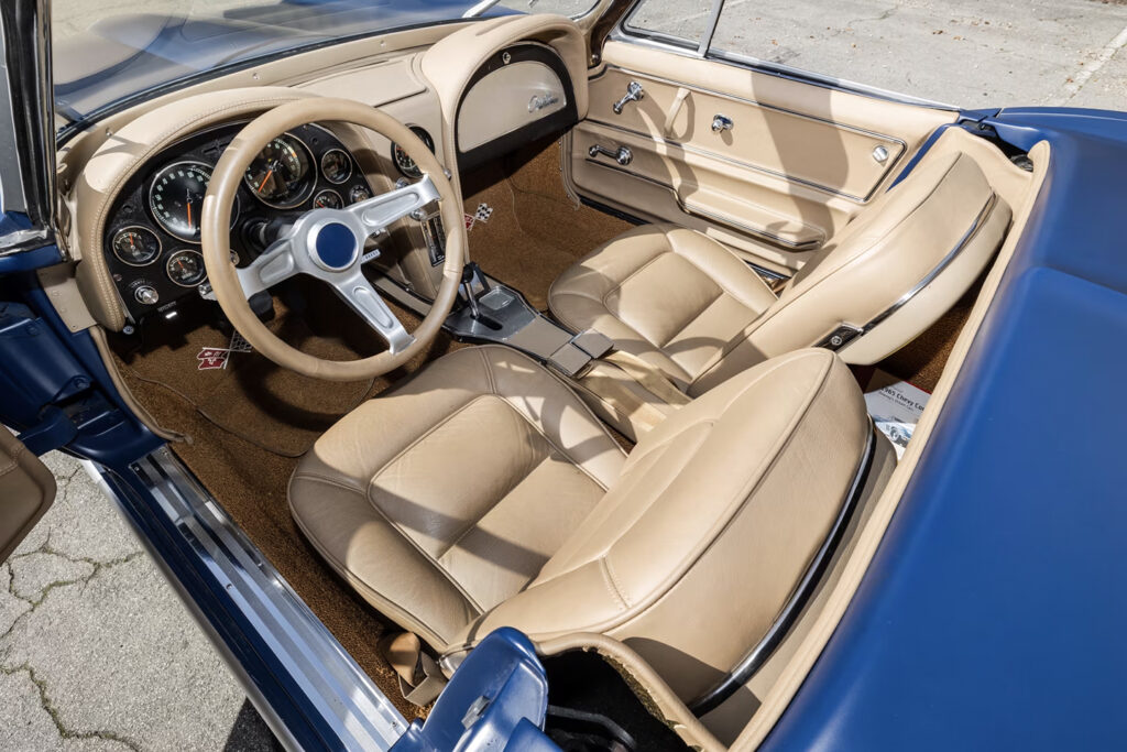 Electric-1965-Chevrolet-Corvette-Convertible-5
