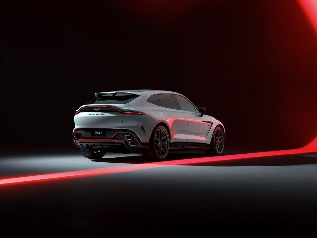 Aston-Martin-DBX-S_11