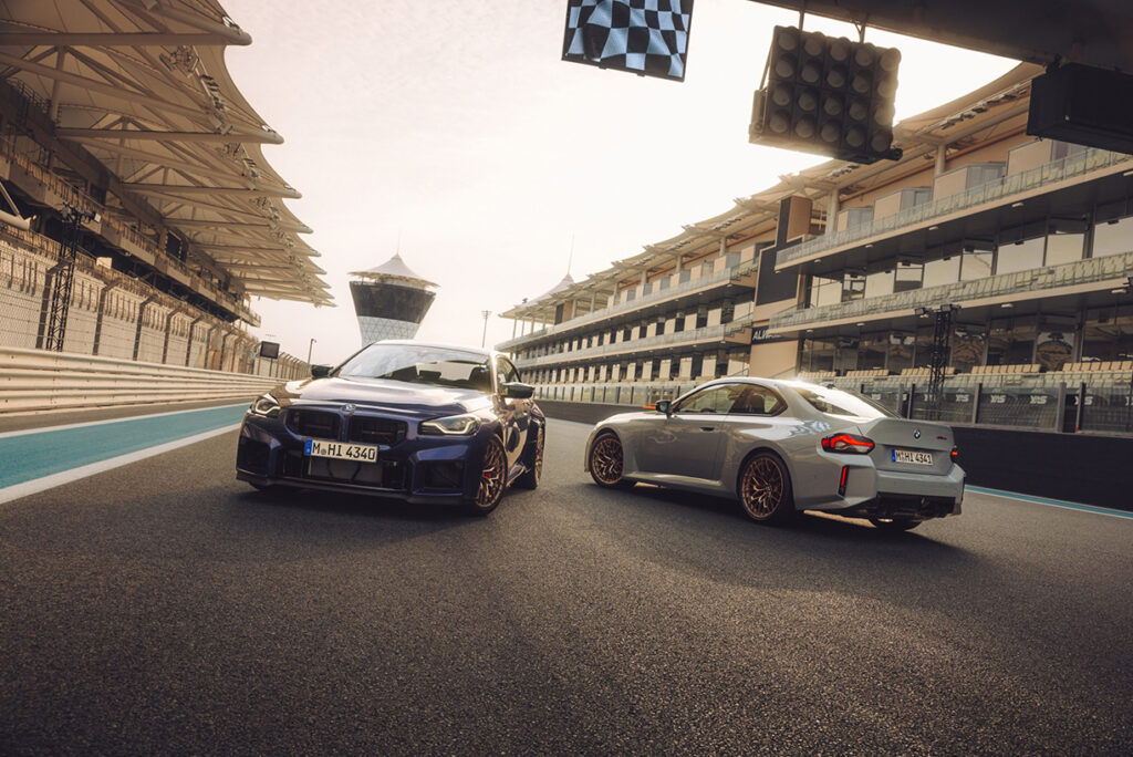2026-BMW-M2-CS_16