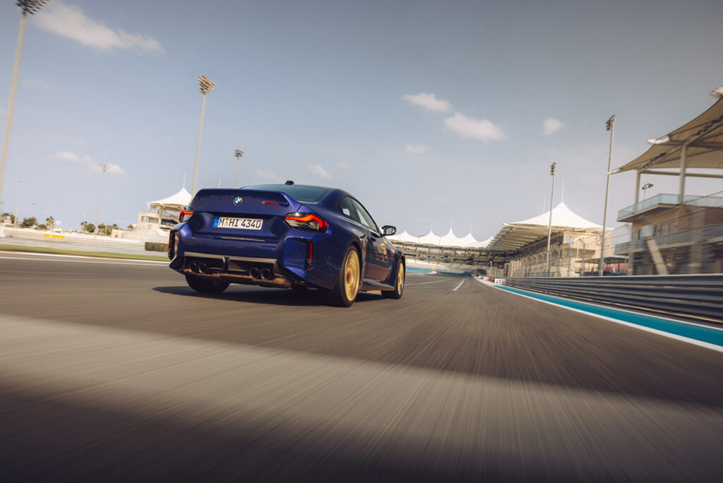 2026-BMW-M2-CS_6