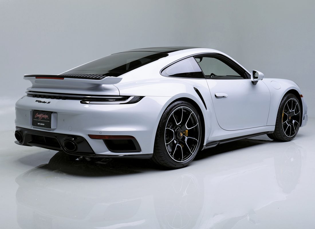2025-Porsche-911-Turbo-S