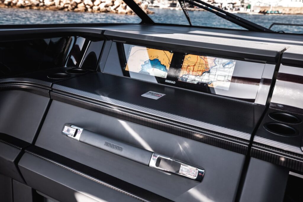 BRABUS-Shadow-1500-Cross-Top-Stealth-Green-Signature-Edition-3