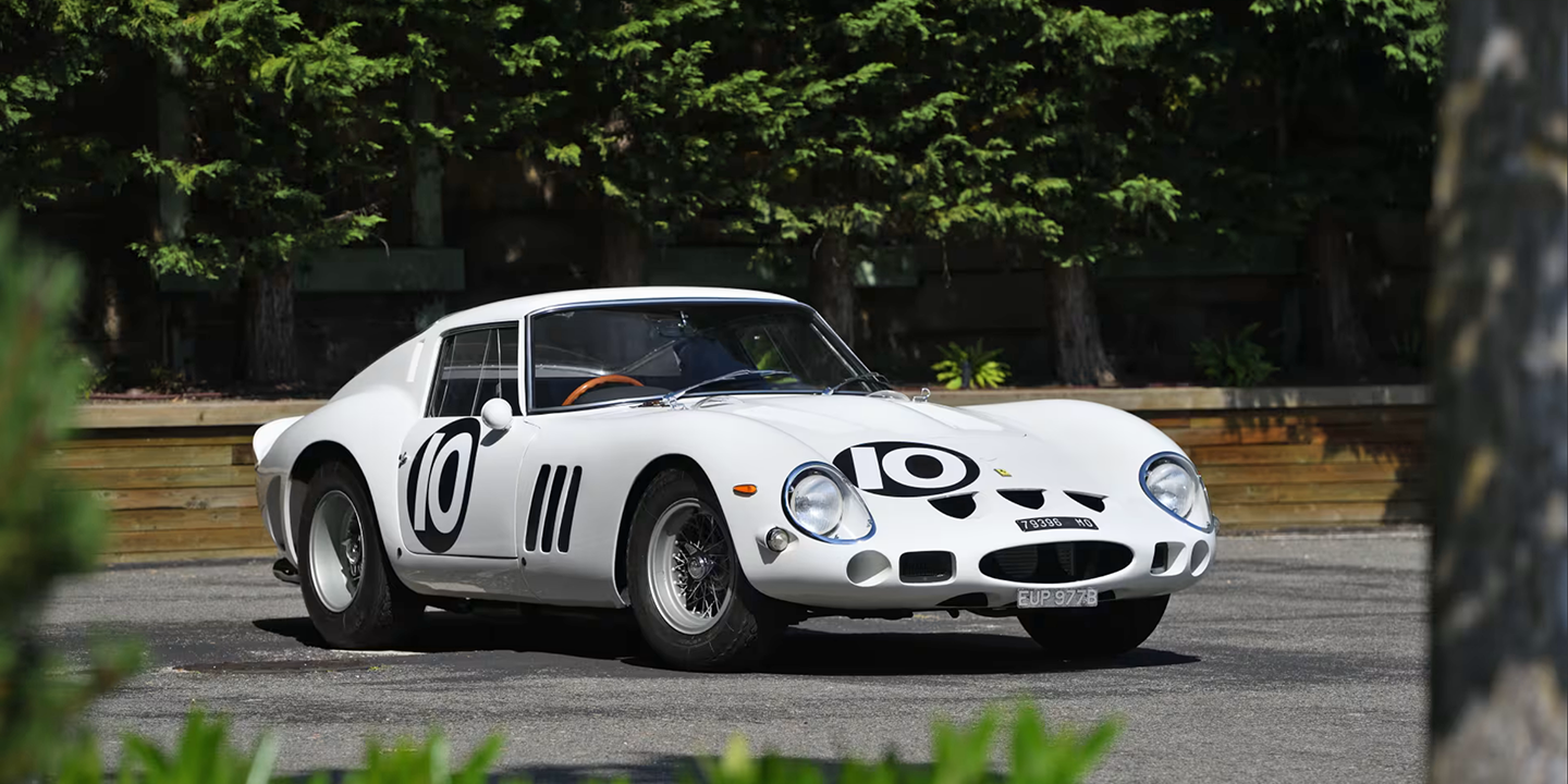 1962-Ferrari-250-GTO–3729GT-Bianco-Speciale