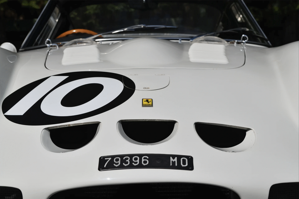 1962-Ferrari-250-GTO–3729GT-Bianco-Speciale_8