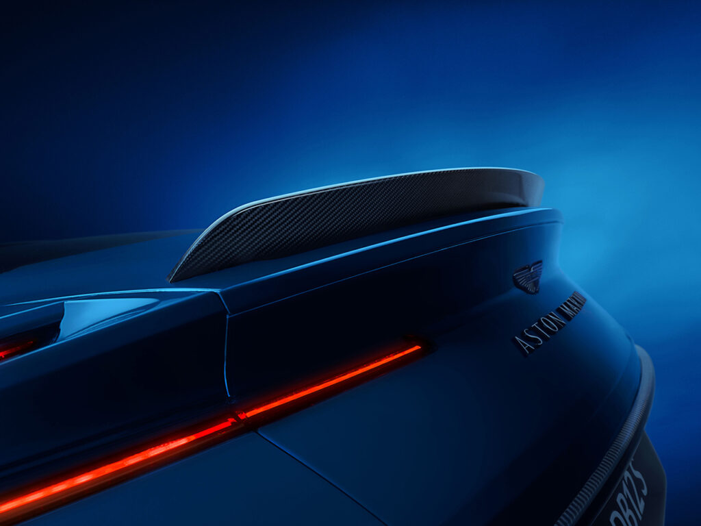Aston-Martin-DB12-S_10
