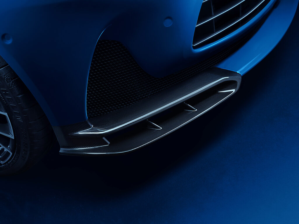 Aston-Martin-DB12-S_13