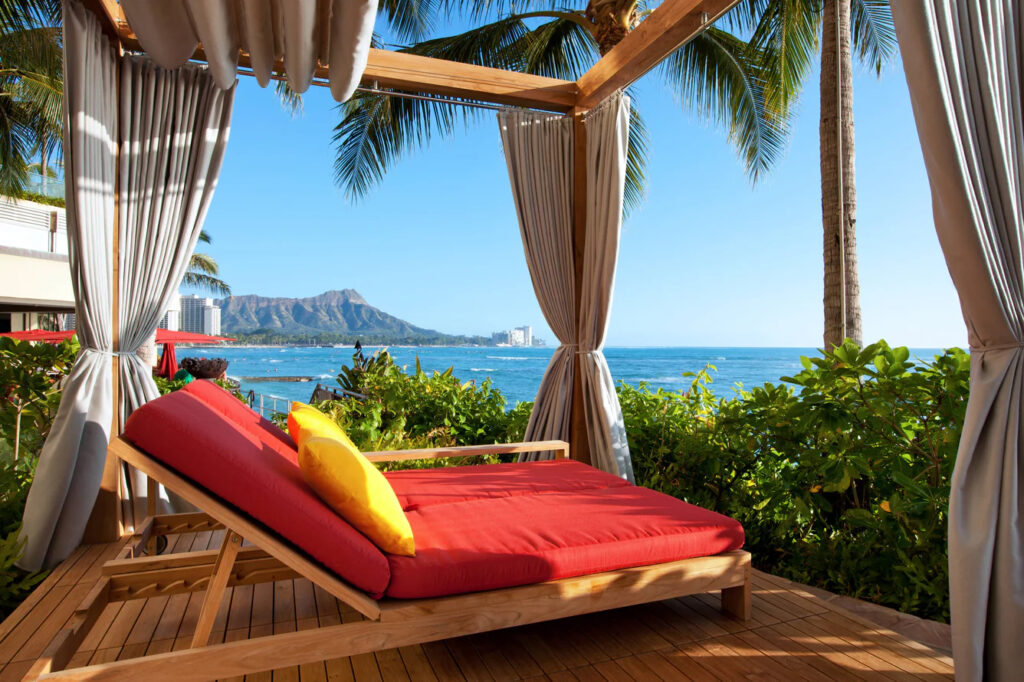 Sheraton-Waikiki-Beach-Resort-Cabana