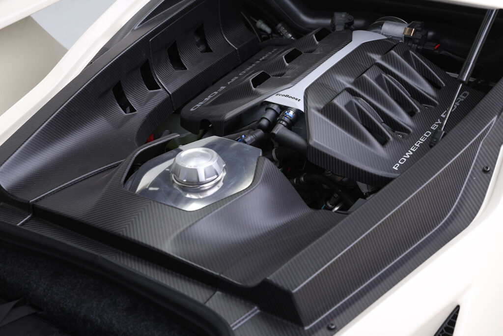 2022-Ford-GT-’64-Heritage-Edition-Engine