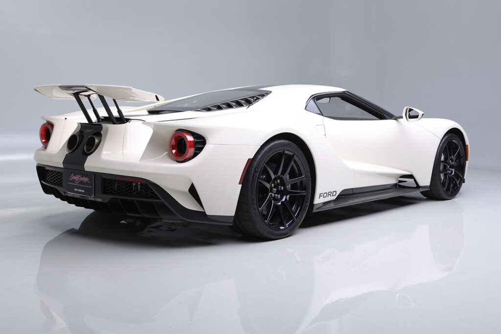 2022-Ford-GT-’64-Heritage-Edition-Rear