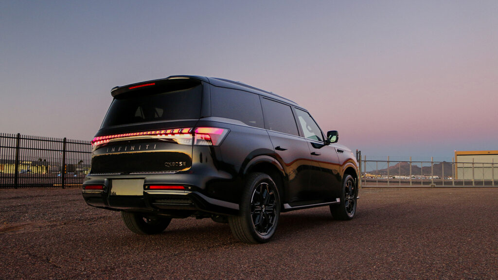 2026-INFINITI-QX80-Sport-4WD_10