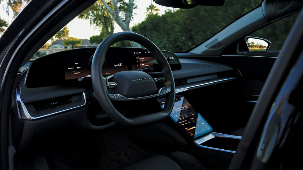 2026-lucid-air-touring-highline-test-drives_3
