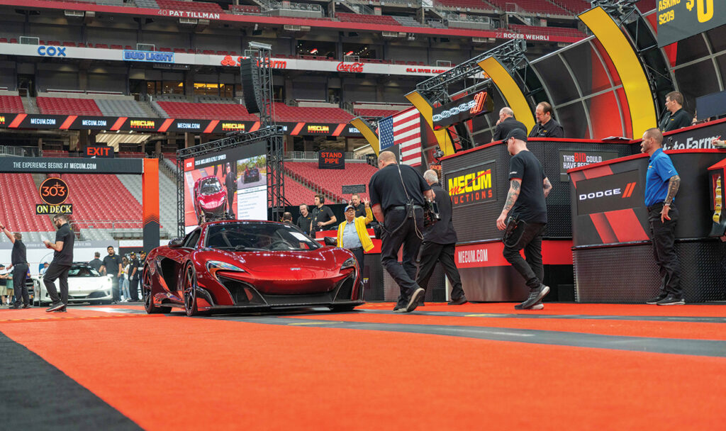 Mecum-Glendale-2025-2016-McLaren-675LT-Spider-Lot-S209-Sold-for-$315,000