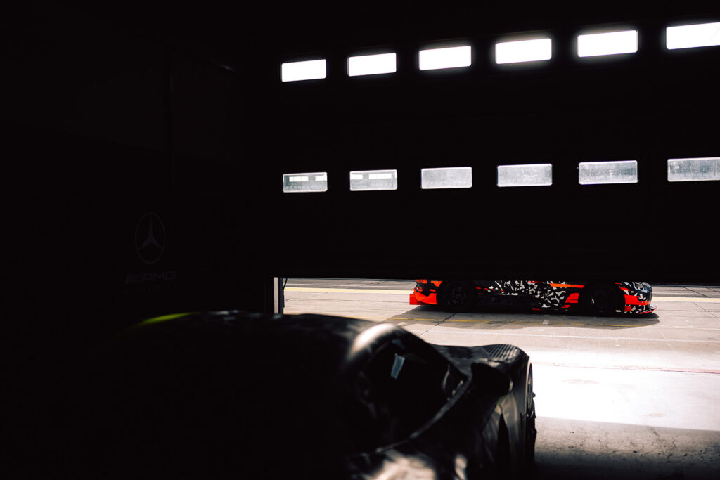 New-Mercedes-AMG-GT3-and-future-AMG-GT-Black-Series_8