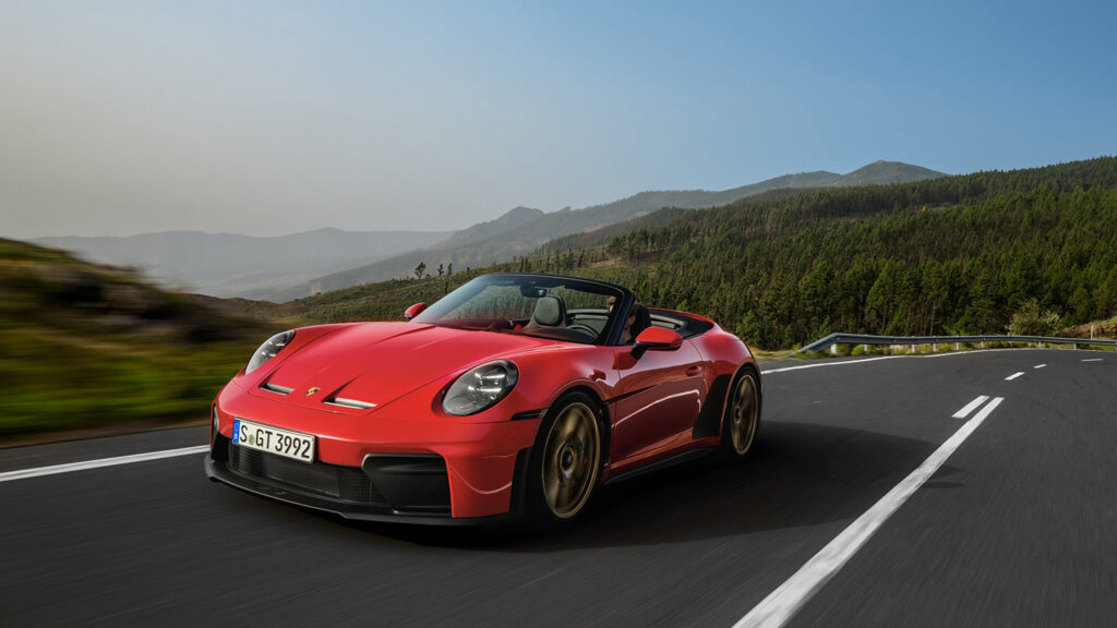 porsche-911-gt3-s-c-driving_