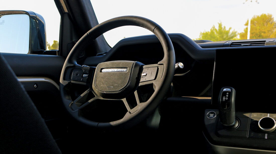 2026-land-rover-defender-130-x_4