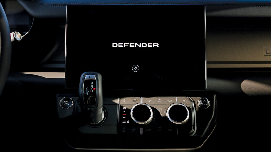 2026-land-rover-defender-130-x_5