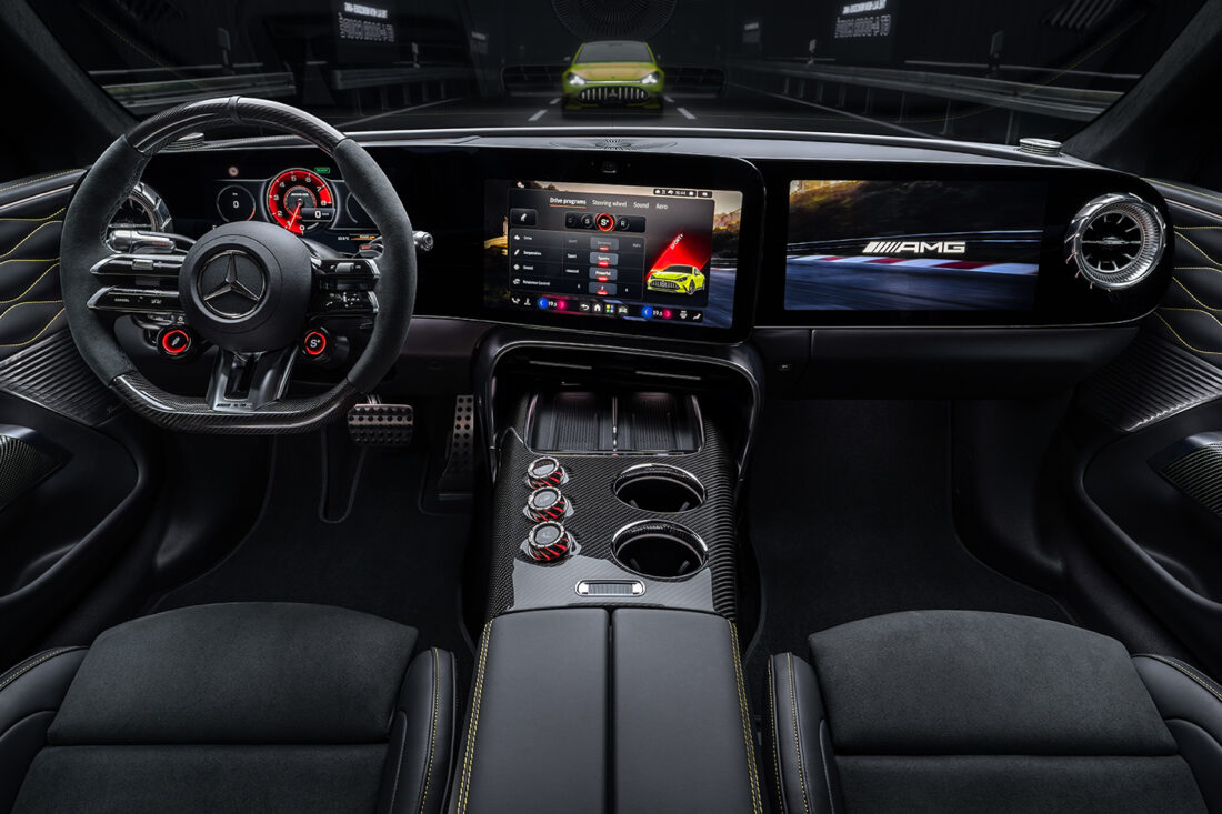 Das neue Mercedes-AMG GT 4-Türer Coupé: Revolutionäre Performance. Maximale Intensität. The new Mercedes-AMG GT 4-Door Coupé: Revolutionary performance. Maximum intensity.