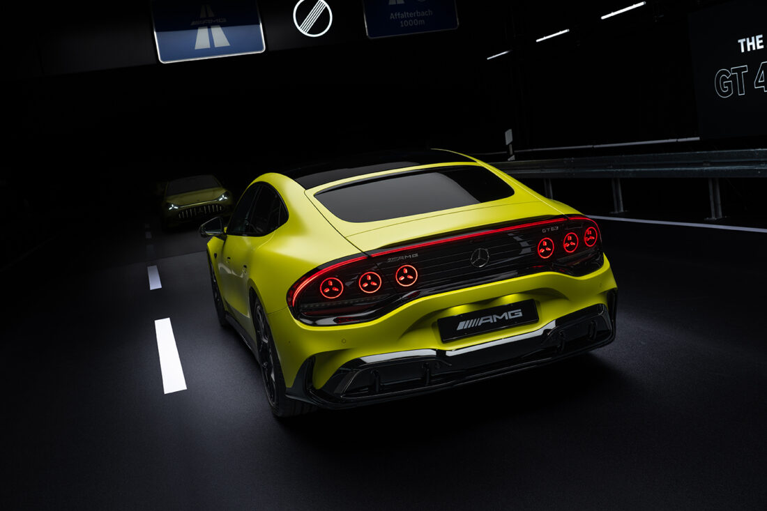 Das neue Mercedes-AMG GT 4-Türer Coupé: Revolutionäre Performance. Maximale Intensität. The new Mercedes-AMG GT 4-Door Coupé: Revolutionary performance. Maximum intensity.