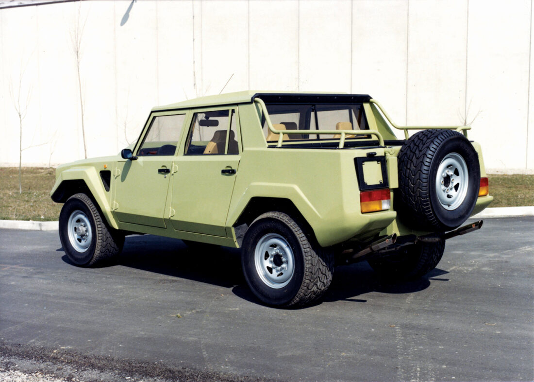 Lamborghini-LM002_3