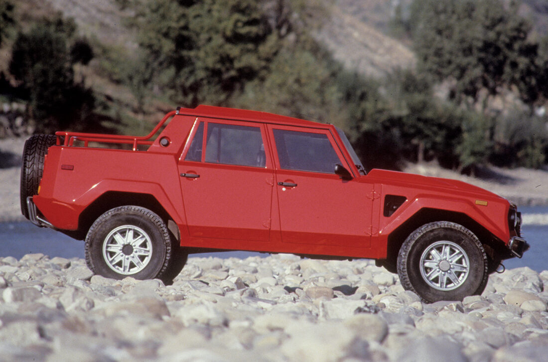Lamborghini-LM002_4