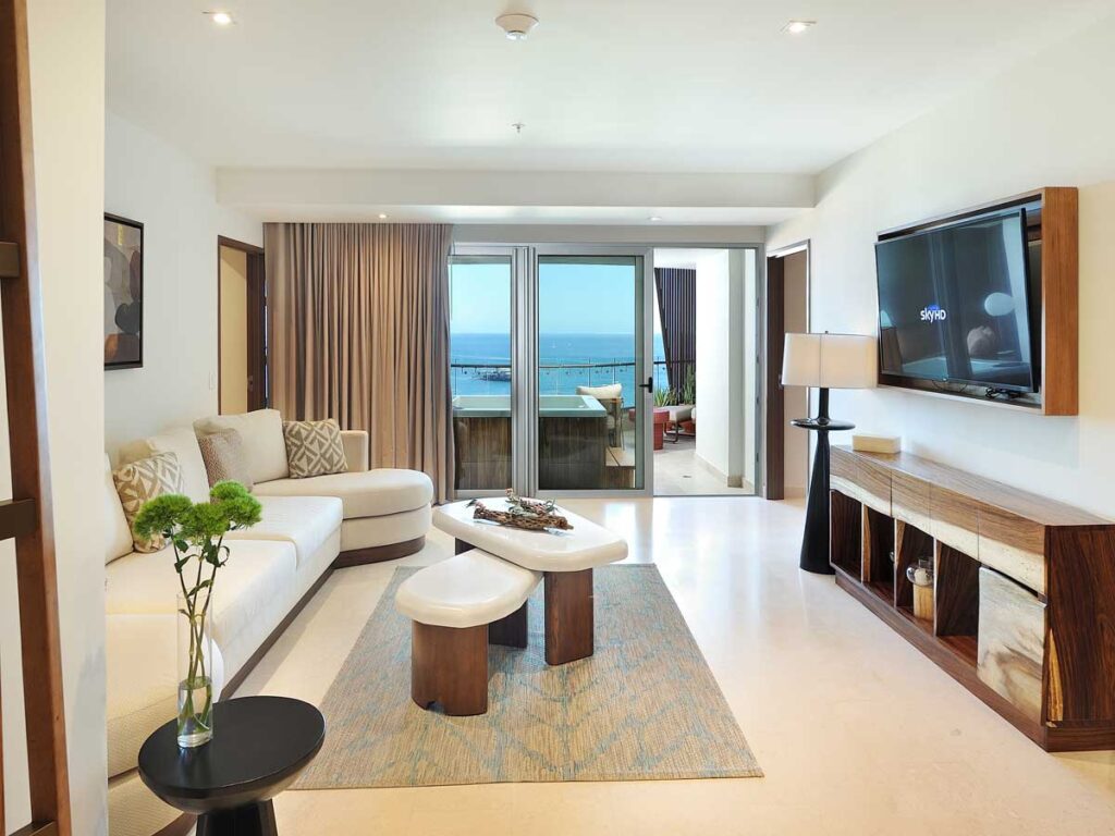 Corazon-Cabo-Resort-and-Spa-Guest-Room