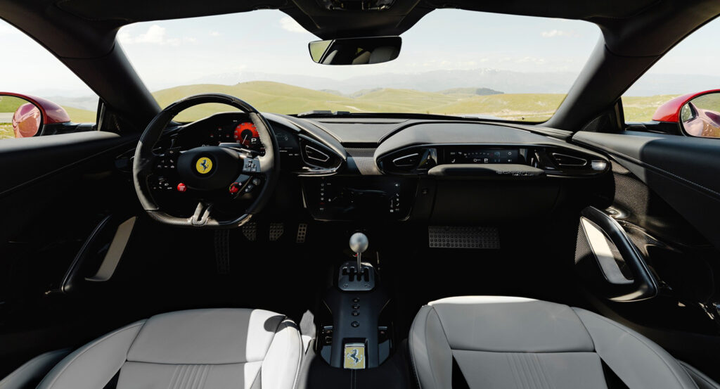 ferrari-12cilindri-manuale_2
