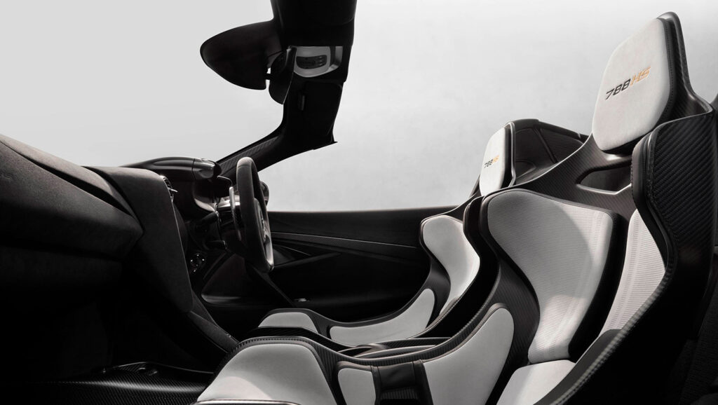 mclaren-788hs-spider-interior
