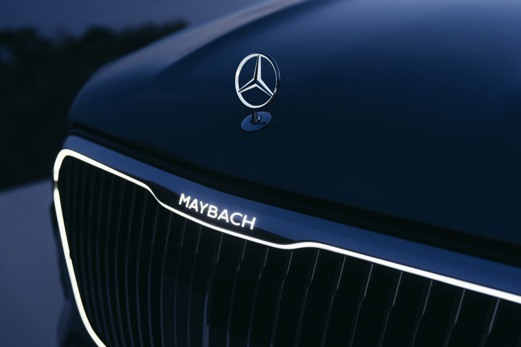 the-new-mercedes-maybach-gls-680_23