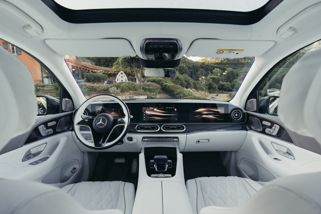 the-new-mercedes-maybach-gls-680_6