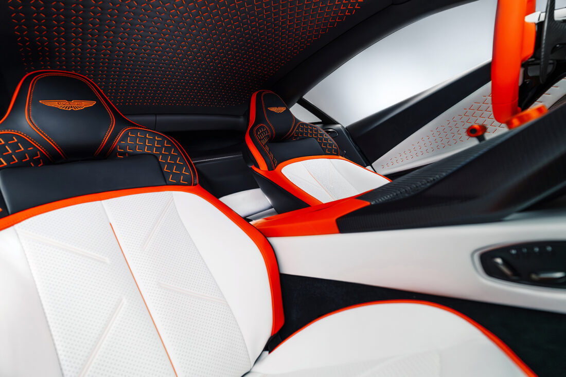 Aston-Martin-Valen_10