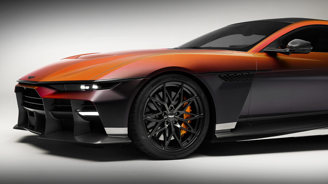 Aston-Martin-Valen_16