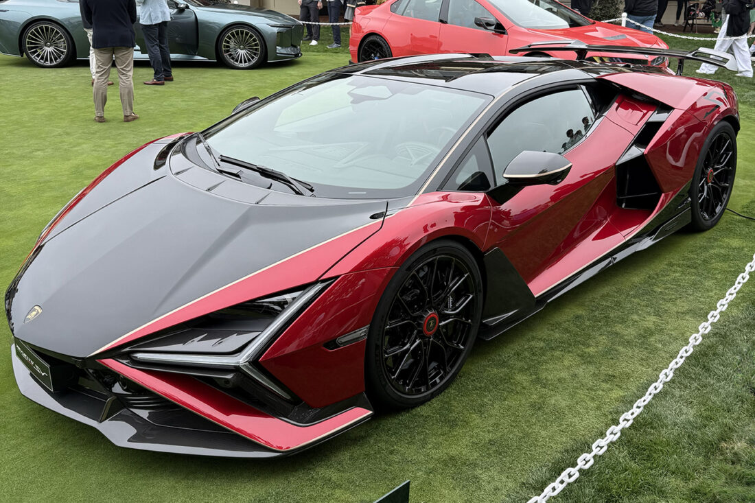 lamborgini-revuelto-sv-monterey-car-week-2026_20