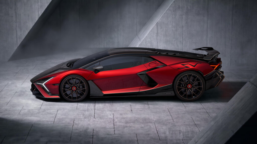 lamborgini-revuelto-sv_7